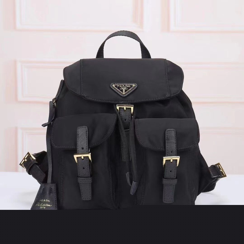 Pra*a backpacks